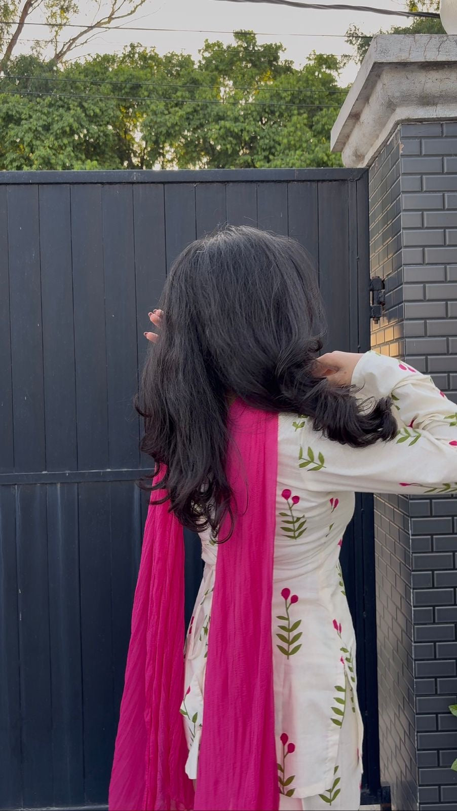 Dreamy gul farsi set