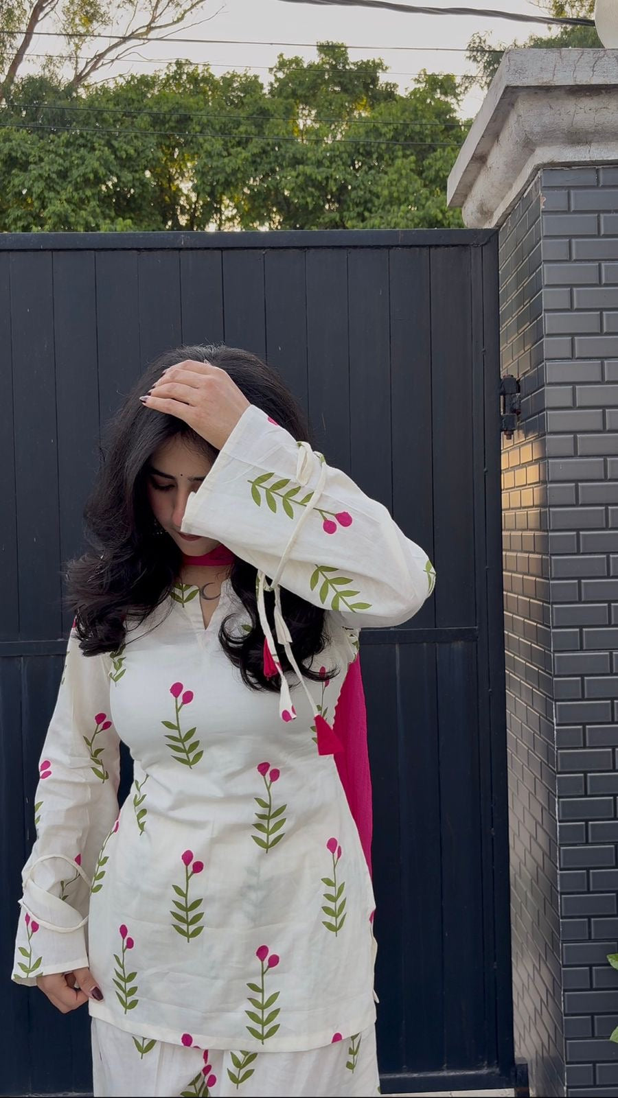 Dreamy gul farsi set
