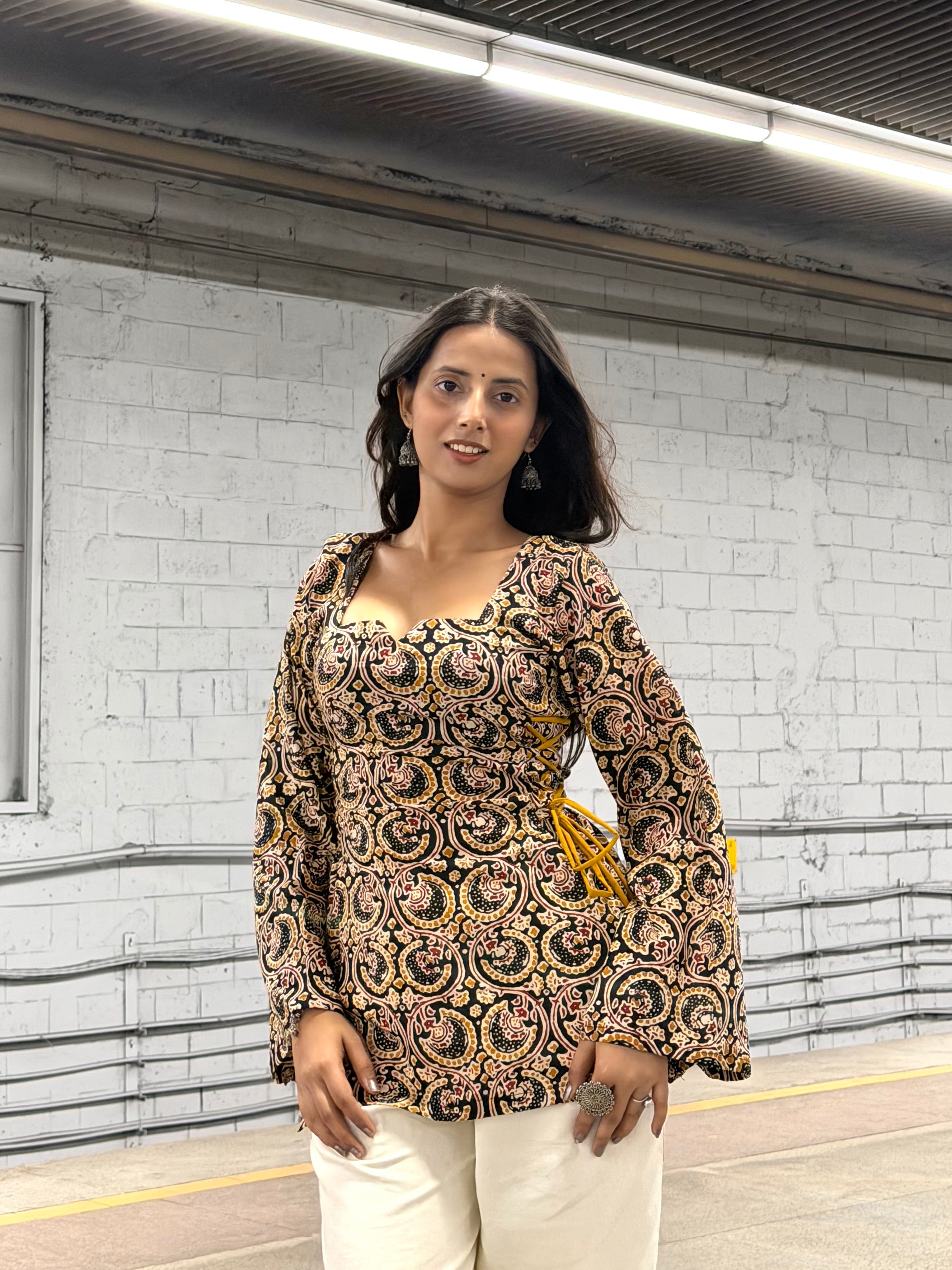 Double Side knot black kurti