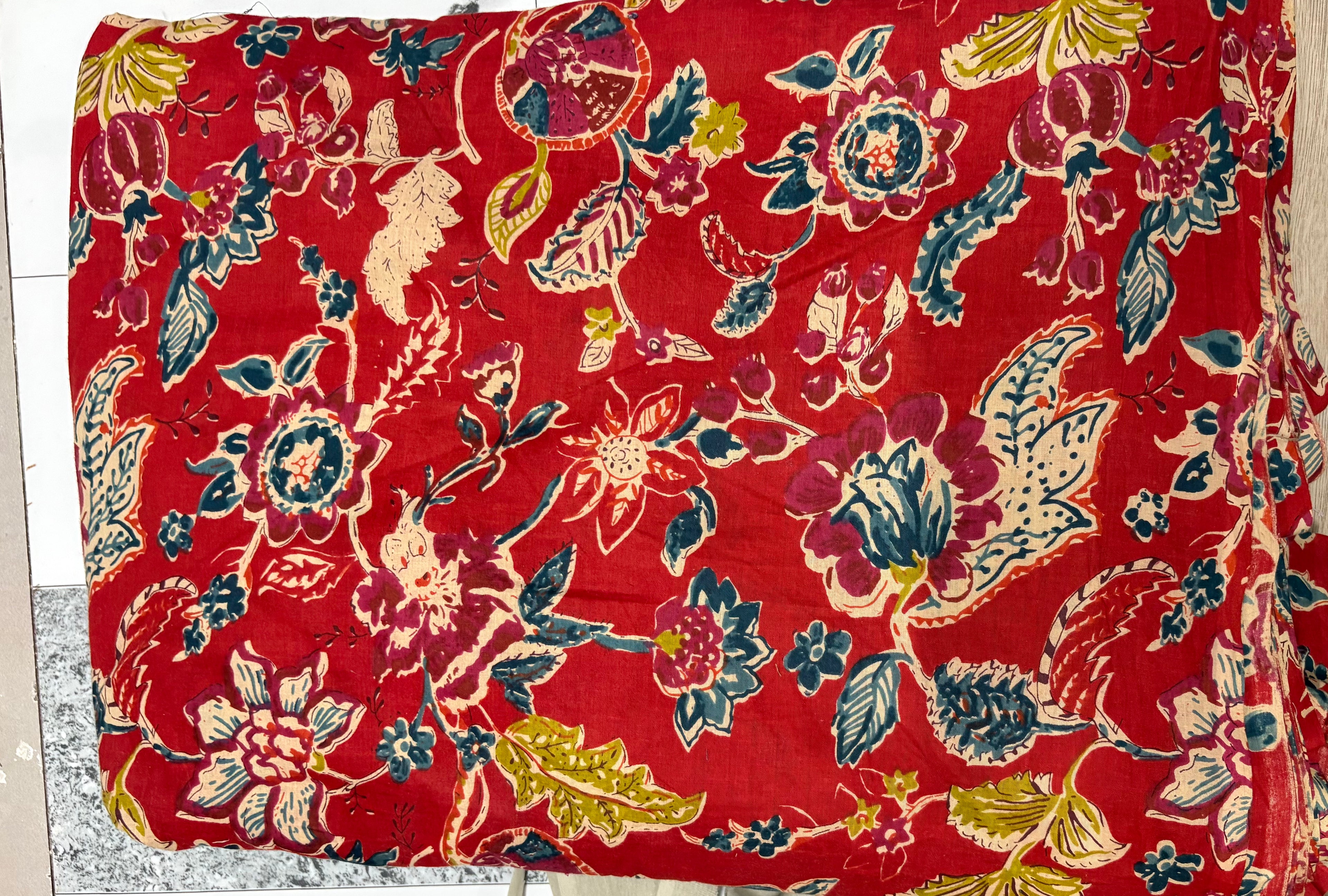 Red butti farsi set with corset back