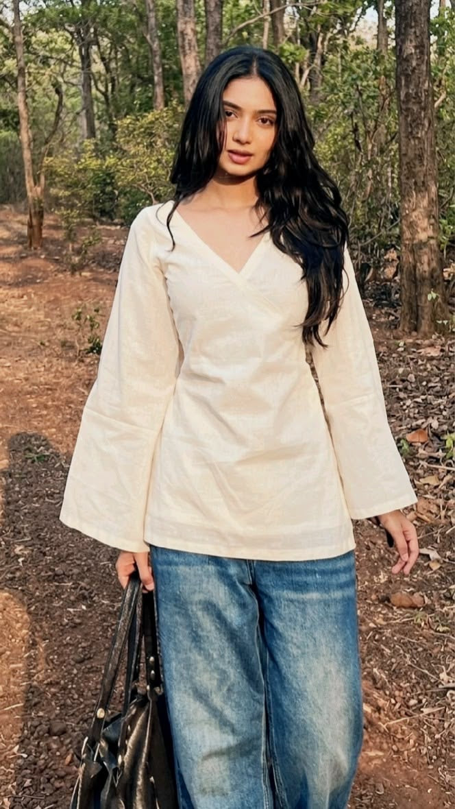 White bell sleeves kurti with corset back