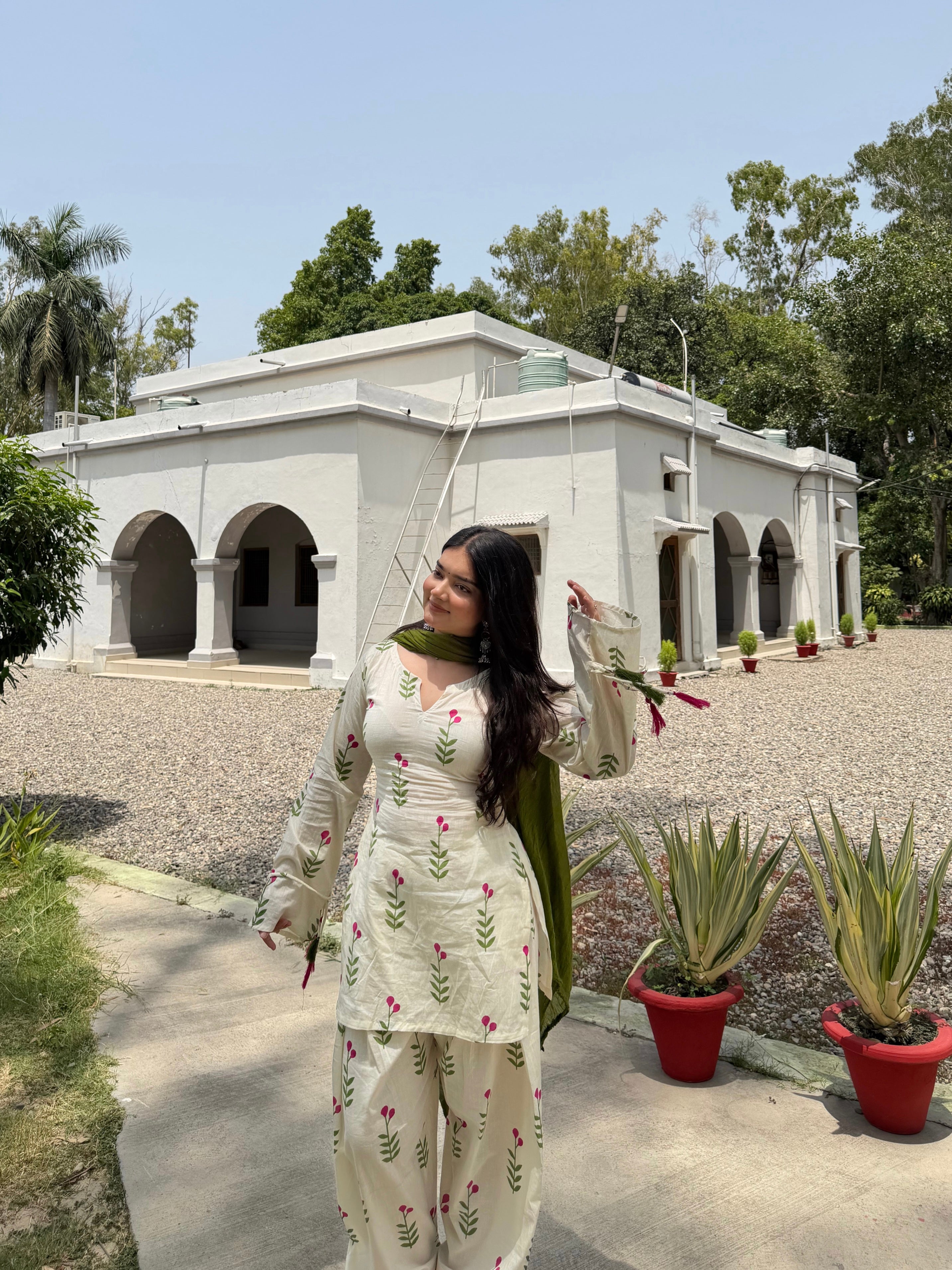 Noor bagh farsi set